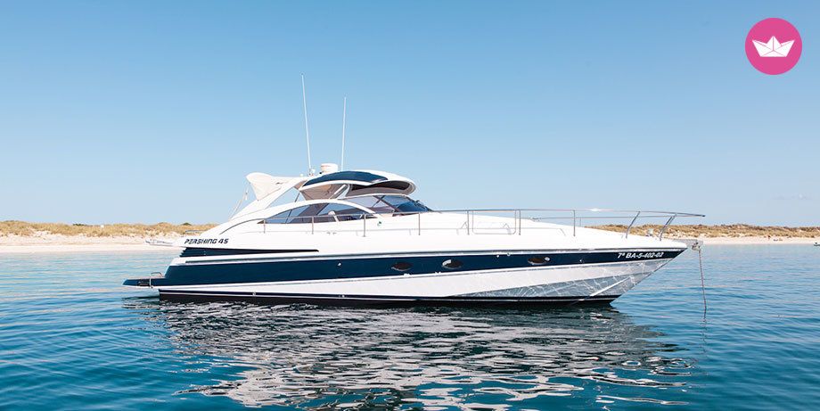 Grupo Ferretti Pershing 45 in Ibiza  