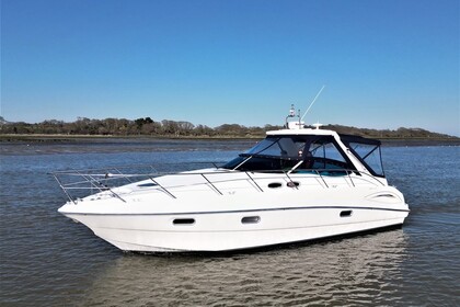 Location Bateau à moteur Sealine s38 Alimos