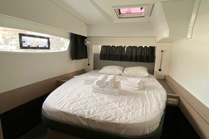 Fountaine Pajot Astrea 42
