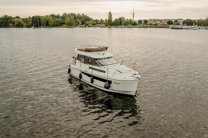Rental Houseboats Yachts Export Flybridge 989 Werder