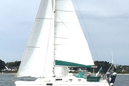 Location Voilier Beneteau Oceanis 321 La Turballe