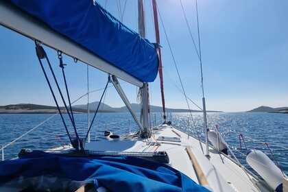 Alquiler Velero Beneteau Oceanis 393 Novalja