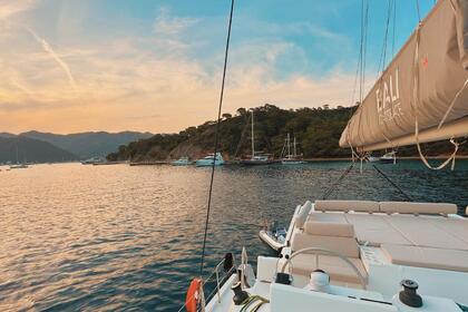 Bali Catspace Catamaran with a capacity of 8 people