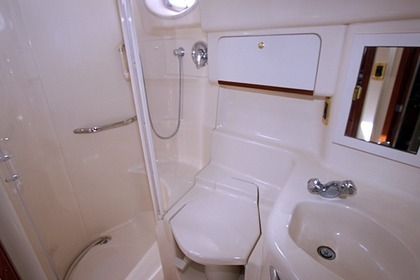 Sea Ray Express Cruiser