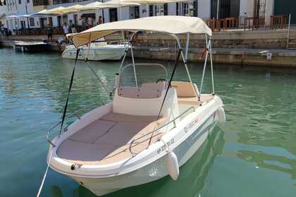 Hyra båt Båt utan licens  remus 450 Menorca