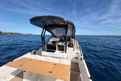 Rental Motorboat Ranieri Ranieri Sauvage 34 Limited Edition Castellammare di Stabia