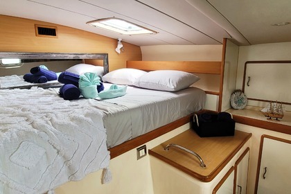 Yacht Charter A/C in San Blas Panama - Leopard