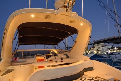 Location Bateau à moteur Fairline Targa 43 Corfou