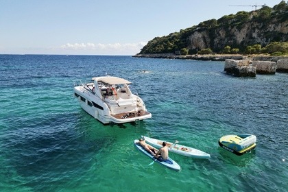 Hire Motorboat Bavaria Bavaria S40 Monaco