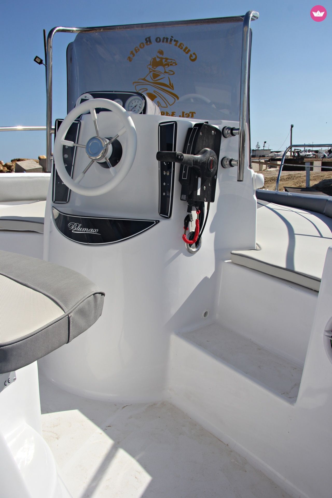 Bateau à moteur blumax 23 open 5