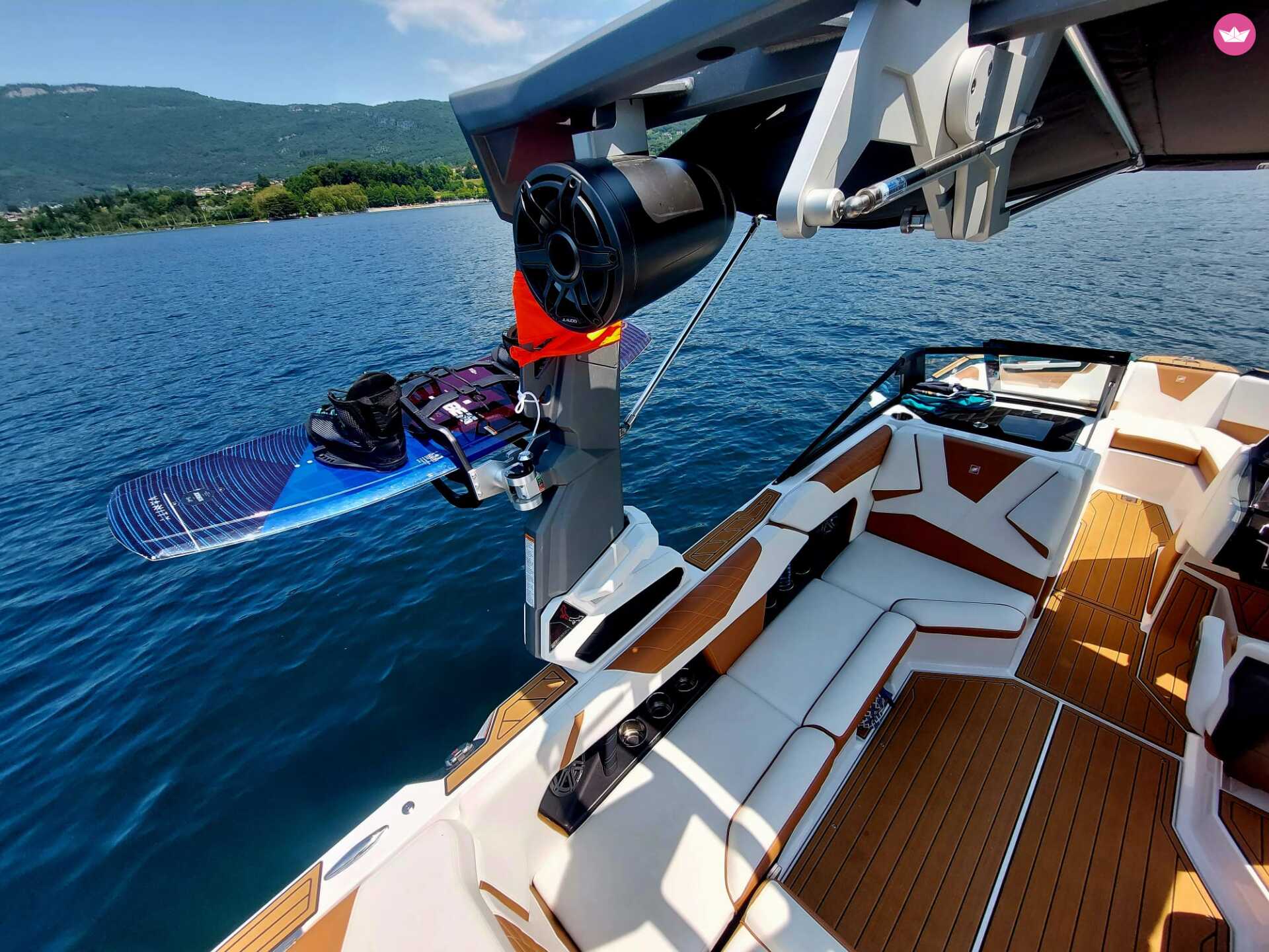 Bateau à moteur SUPER AIR NAUTIQUE S21 400cv 8