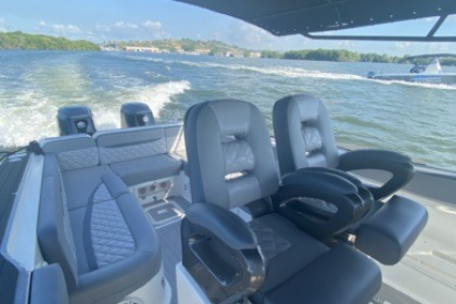 Luxury boat all day in Cartagena