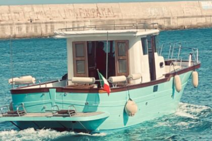 Rental Motorboat Gozzo Cilento 12m Ischia