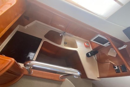 Azimut 46 | Yacht Albania