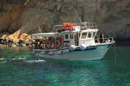 Alquiler Lancha Ta' Miema Boat Services Custom built Malta