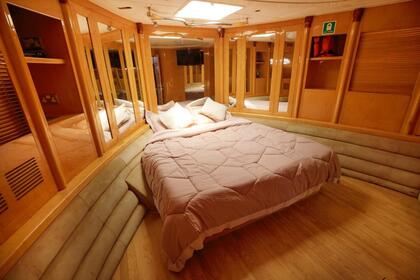 For  55 People 2500 € 2 Hours