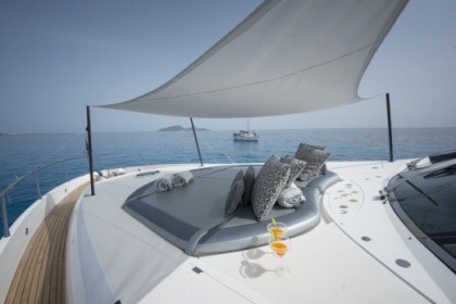 Sunseeker 82 Predator - Light Blue