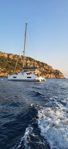 Palma de Majorque Catamaran Fountaine Pajot Isla 40 alt tag text