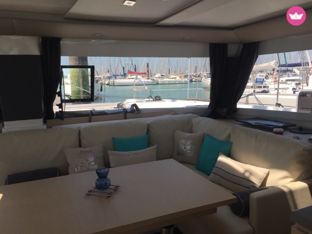 Fountaine Pajot Helia 44 à Bonifacio de particuliers et professionnels