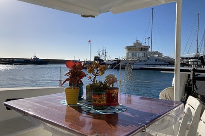 Porquerolles en Catamaran a voiles