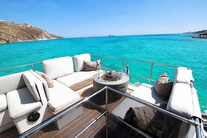 Hyra båt Motorbåt Maiora 70ft Custom Designed Mykonos