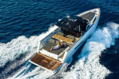 Hire Motorboat Fjord 44 open Port Adriano