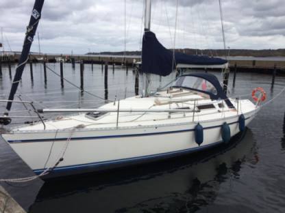 Charter Sailboat Dufour 312 Kiel