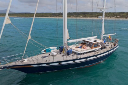 Alquiler Velero Jongert 21S Puerto de Alcudia