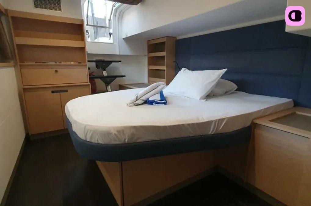 Catamaran Aura 51 15m 7