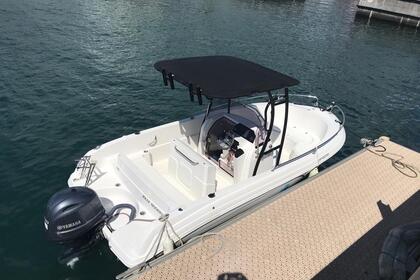 Charter Motorboat Pacific Craft Open 625 Le Port