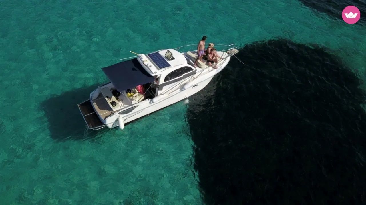 Bateau à moteur Instar Reful Elegance 30 265cv 5