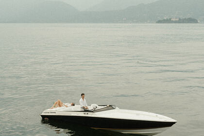 Noleggio Barca a motore Cigarette Racing 28SS Stresa
