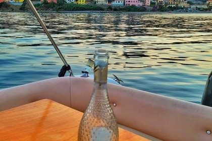 Noleggio Barca a motore RachelFill x Taggia