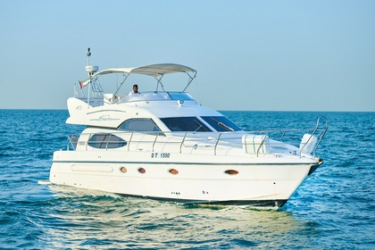 Hyra båt Motorbåt Gulf Craft Majesty 50 Dubai