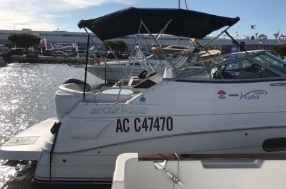 Location Bateau à moteur Four Winns Vista 248 Arcachon