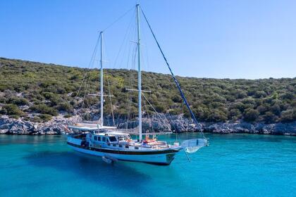 Czarter Gulet CUSTOM GULET 2006 Bodrum