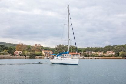 Location Voilier Beneteau Cyclades 39 Hyères