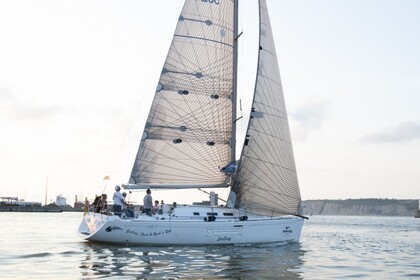 Hire Sailboat Beneteau First 40.7 Getxo