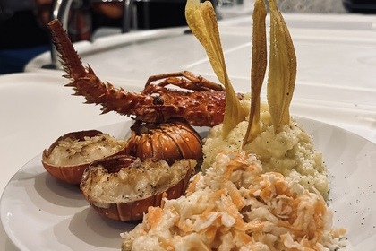 Our rates are for 2 guests! Extra person $250