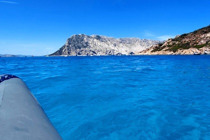 Hire RIB Bwa Bwa 24 Sport GTO Olbia