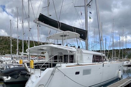 Hyra båt Katamaran Lagoon-Bénéteau Lagoon 450 F - 4 + 2 cab. Split