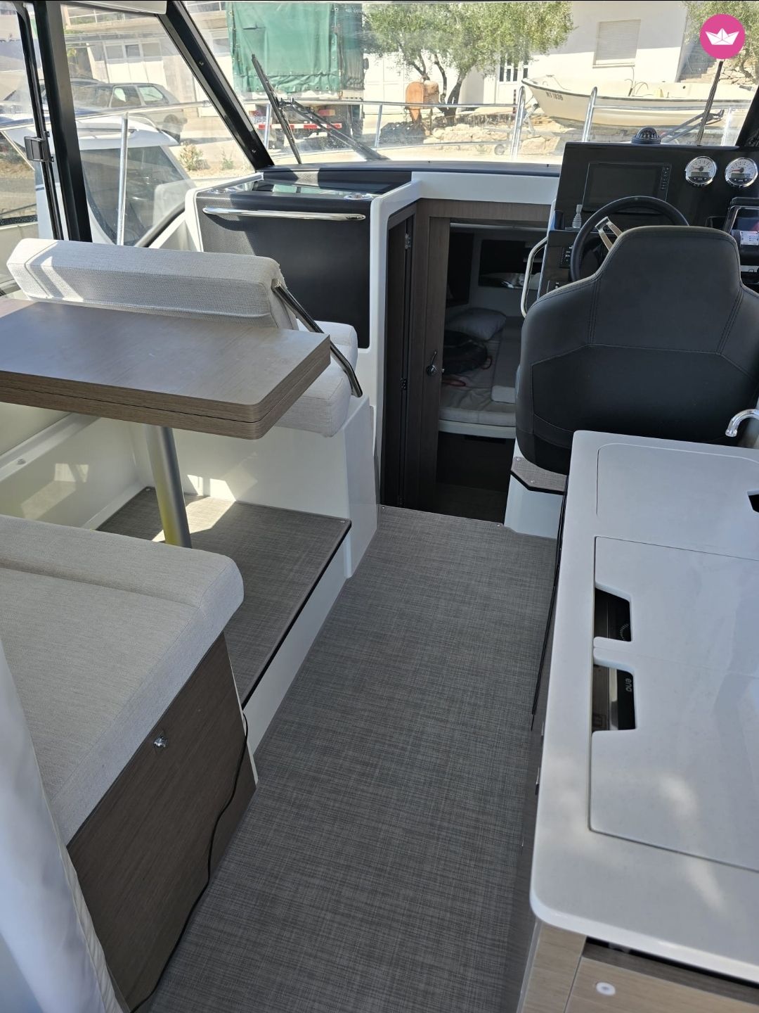 Bateau à moteur Merry Fisher 895 500cv 8