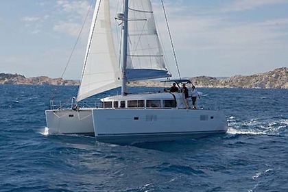 Rental Catamaran LAGOON 400 2014 Bodrum
