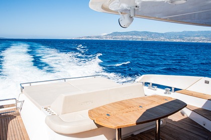 Soaris Aicon 82 - Sail the dream. Live the experience.