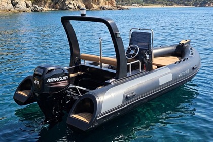 Noleggio Barca senza patente  Navigandoperlelba Gommone 5 mt Portoferraio