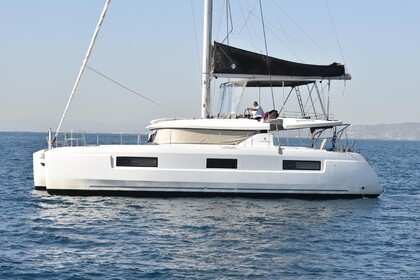 Hire Catamaran Lagoon Lagoon 46 Alimos