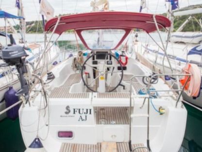 Rental Sailboat Beneteau 31 Zaton