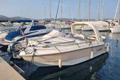 Rental Motorboat LEXSIA XS26 Aigues-Mortes
