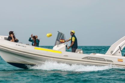 Czarter Ponton RIB Capelli Tempest 770 Sun Palma de Mallorca