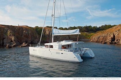 Rental Catamaran LAGOON 450 F Split